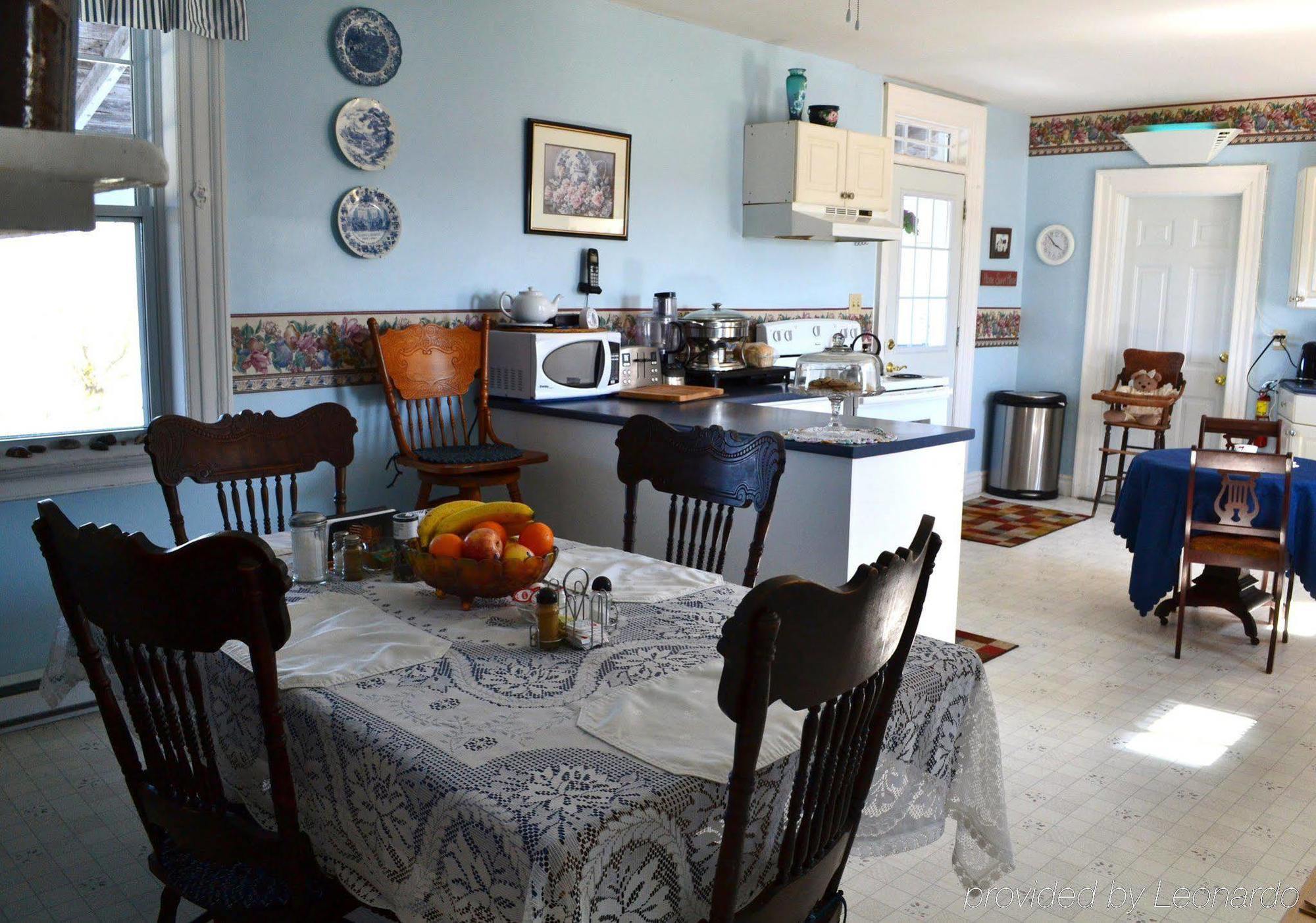 Moore'S Specialties Fundy Bay House Rental Gardner Creek Eksteriør billede